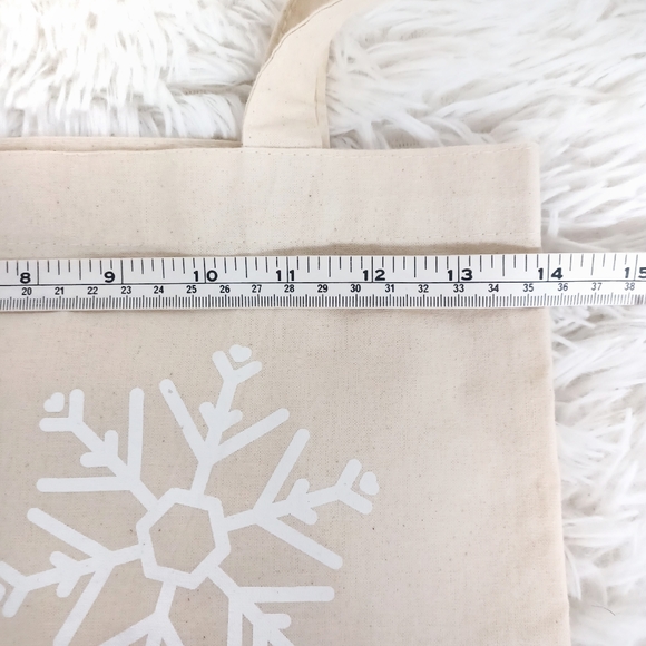 Be Merry Christmas Tote - Picture 3 of 5